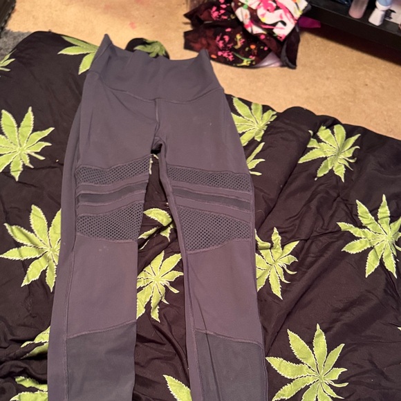 lululemon leggings - Picture 1 of 3